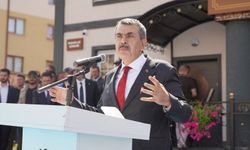 Bakan Çiftçi Ve Bakan Tekin'den Palandöken Belediyesi'nin Mahalle Konaklarına Övgü