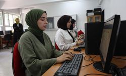 Katiplik hayali kuranlar klavye kursunda geleceğe hazırlanıyor