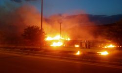 Van'da çıkan yangın mahallede paniğe neden oldu