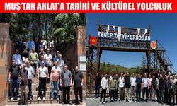 Muş’ta özel bireylerden Ahlat'ın tarihi ve kültürel değerlerine yolculuk