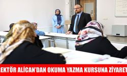 MAUN Rektörü Alican, okuma yazma kursunu ziyaret etti: Eğitimin yaşı yok