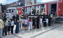 Erzincan'da TRT Sinema Tırı yaklaşık 3 bin çocuğa sinema keyfi yaşattı