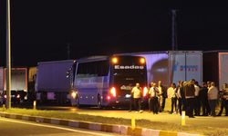 Erzincan-Sivas kara yolu heyelan nedeniyle ulaşıma kapatıldı
