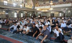 Erzincanlı müezzin ezan okuma yarışmasında bölge birincisi oldu