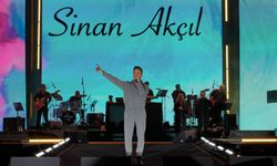 Sinan Akçıl’dan Erzurum’da unutulmaz konser