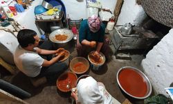 Erzincan’da kış hazırlığı başladı: Menemen ve salçalar kazanlarda kaynıyor
