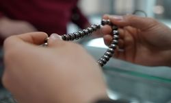 Brezilya’nın kuka meyvesi Erzincan’da tespihlere dönüşüyor