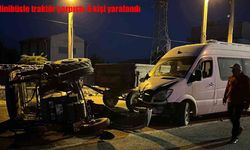 Afyonkarahisar’da minibüs ile traktör çarpıştı: 6 yaralı