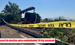 Kayseri'de yolcu otobüsü devrildi: 20 yaralı
