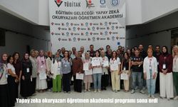 Yapay zeka okuryazarı öğretmen akademisi programı sona erdi