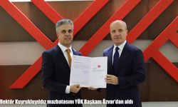 Rektör Kuyrukluyıldız mazbatasını YÖK Başkanı Özvar’dan aldı