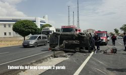 Tatvan'da iki araç çarpıştı: 2 yaralı