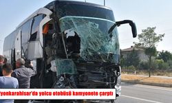 Afyonkarahisar'da yolcu otobüsü ile kamyonet çarpıştı: 1 ölü, 15 yaralı