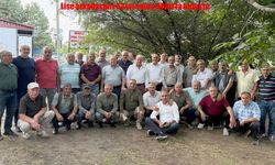 Lise arkadaşları 43 yıl sonra Ahlat'ta buluştu