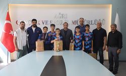 Ağrı’nın badmintoncularından Türkiye üçüncülüğü