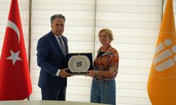 Arslantepe kazı heyeti Rektör Akpolat’ın konuğu oldu
