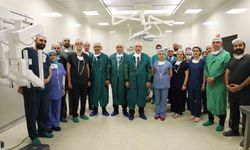FÜ Hastanesi’nde robotik cerrahi dönemi