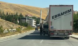 Esendere Gümrük Kapısı’nda 3 kilometrelik tır kuyruğu oluştu