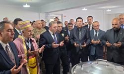 Kars’ta Ahilik Haftası coşkusu: Yılın Ahisi Tayyar Kaplan’a şed bağlandı