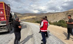 Darende'de yol yapım çalışmaları sürüyor