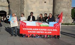 Erzurum’da sağlıkçılar 150 haftadır Gazze için yürüyor