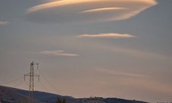 Erzincan’da UFO’yu andıran mercek bulutu ilgi çekti
