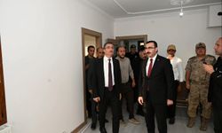Vali Baruş, Çat’ta tamamlanan deprem konutlarını inceledi