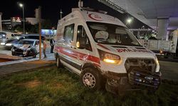 Ambulansla otomobilin çarpıştığı kazada 6 kişi yaralandı