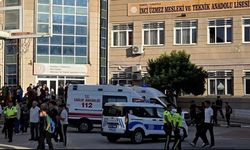 Manisa'da okul yakınında silahla ateş açıldı, 2'si ağır 11 öğrenci yaralandı