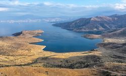 Van Gölü'nün eşsiz güzelliklerinden Deveboynu Yarımadası milli park statüsüyle korunacak