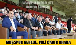 Muş Valisi Çakır, Muşspor’u Batman’da da yalnız bırakmadı