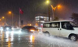 Hakkari'de yağmur yağışı