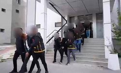 Van'da 2.3 milyar TL’lik şüpheli para hareketi tespit edilen 11 kişi tutuklandı