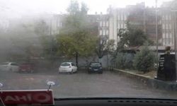 Tunceli’de şiddetli yağış sürücülere zor anlar yaşattı