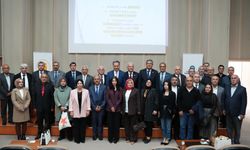 Prof. Dr. Durmuş Boztuğ, Türk irfan geleneğini anlattı