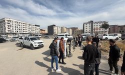 Yüksekova'da kamyonetle hafif ticari araç çarpıştı: 1 yaralı
