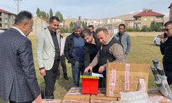 Yüksekova'da arılar elektrikli çitle koruma altında: 30 üreticiye hibe desteği