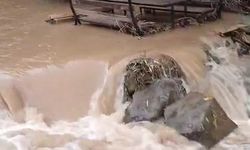 Palu'da yağışlarla Teke deresi coştu