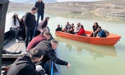 Su ürünleri fakültesi öğrencilerinden Demirören Barajı’nda saha çalışması