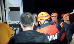Tır şarampole uçtu: 2 yaralı