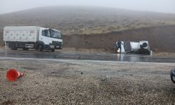 Karayazı’da sis ve yağış kazaya neden oldu: 2 yaralı