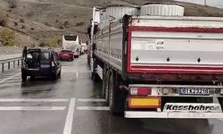 Erzincan-Erzurum yolunda tır kazası: Ulaşım durdu