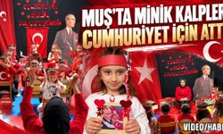 Muş’ta minik öğrencilerin Cumhuriyet coşkusu