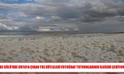 Tuz Gölü’nün yüzeyi beyaza büründü, fotoğraf tutkunları akın etti
