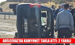 Adilcevaz’da kontrolden çıkan kamyonet takla attı: 2 yaralı