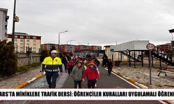 Kars’ta öğrenciler trafik kurallarını uygulamalı öğrendi