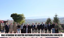 Erzincan’da öğrencilerle eğitim ve üniversite yaşamı üzerine sohbet