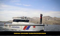 Jandarmanın yüzen karakolu 617 kilometrelik kıyı şeridini denetliyor