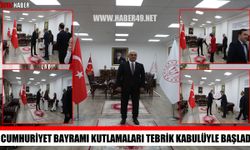 Muş’ta 29 Ekim Cumhuriyet Bayramı kutlamaları tebrik kabulüyle başladı