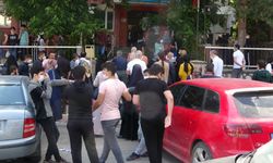 LGS'ye giren öğrenciler mesafe kurallarını unuttu